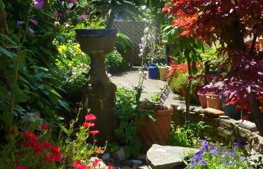 Best garden, first place - Geraldine Spencer.